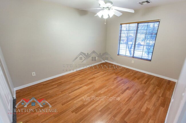 Building Photo - 6714 E Flynn Ave