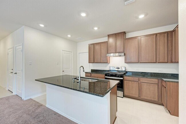 Building Photo - 1636 River Plateau Dr
