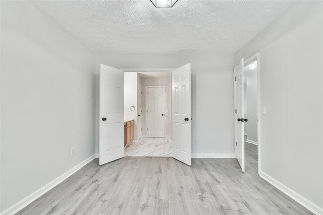 Building Photo - 6138 Brookechase Ln