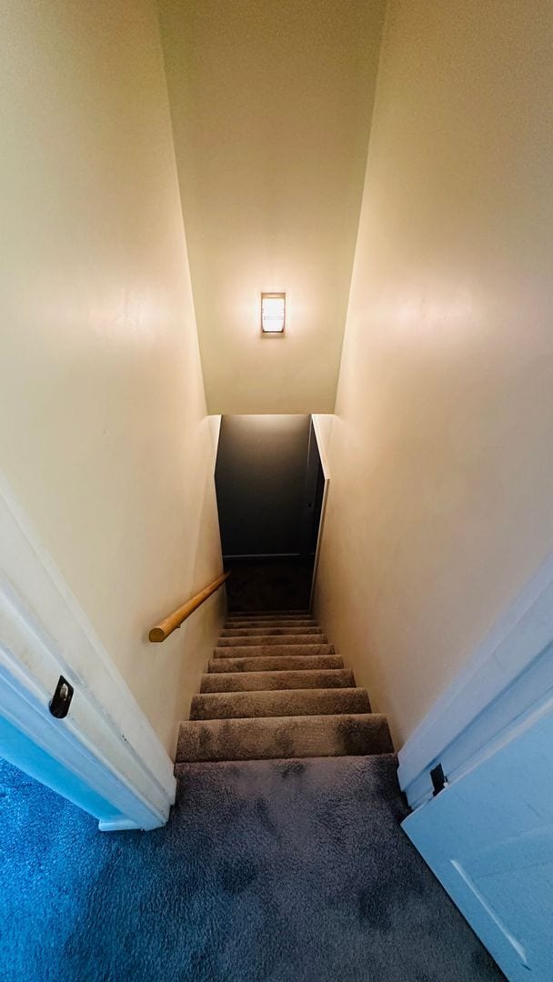 Building Photo - Cozy Midcentury Cottage with AC for Rent in Skyway