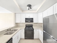 Building Photo - SD: Cozy 1BD/1BA Condo in Spring Valley with Reserved Parking, Private Patio & W/D