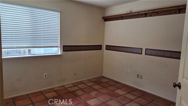 Building Photo - 25568 Blackthorne Dr