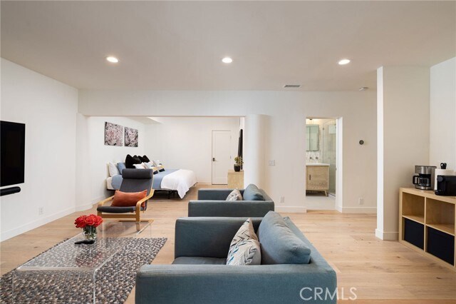 Building Photo - 865 Balboa Ave