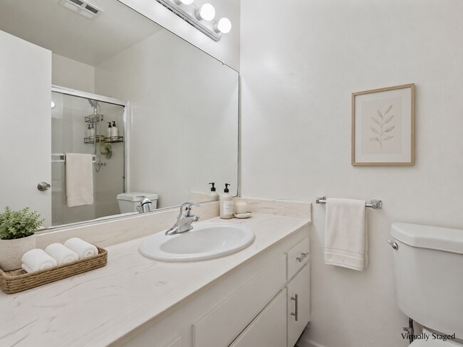Building Photo - Updated 4BD/2BA Goleta Condo | Pool Access | Near UCSB | Easy Highway 101 Access