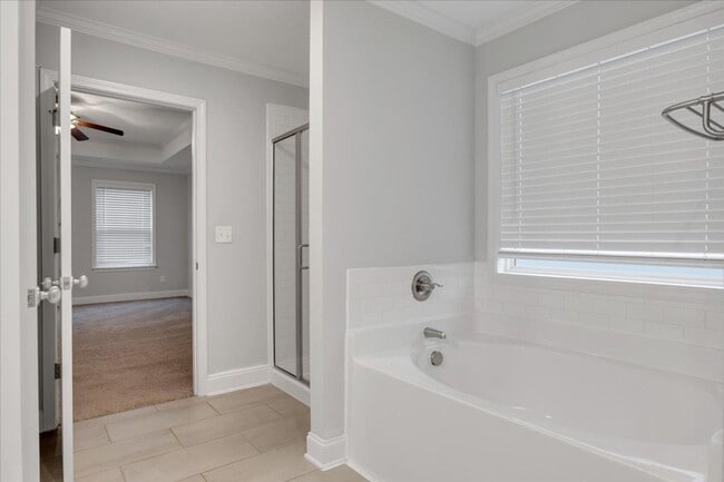 Building Photo - 1883 BEAUTIFUL HOME