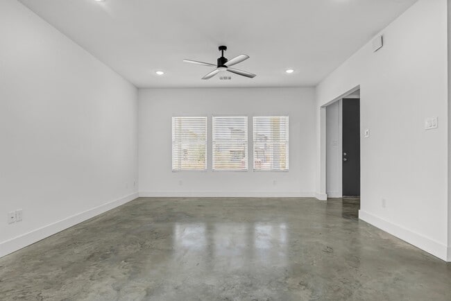 Building Photo - 3001 Alpha Wolf Ct