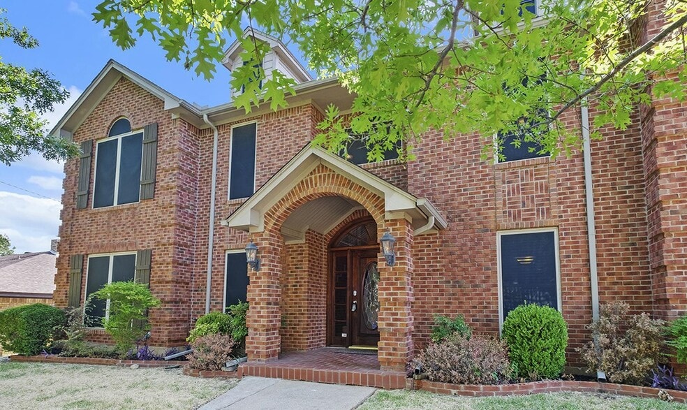 Building Photo - Spacious Arlington home near River Legacy Park