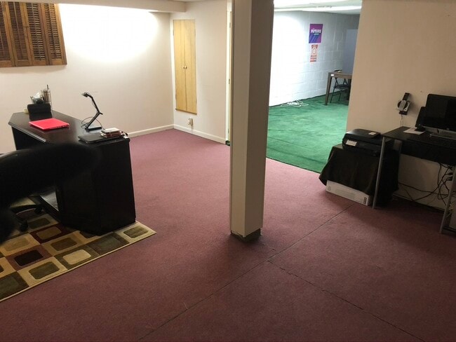 Building Photo - 10321 W North Ave