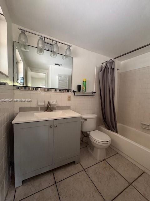 Building Photo - 2192 NE 171 St