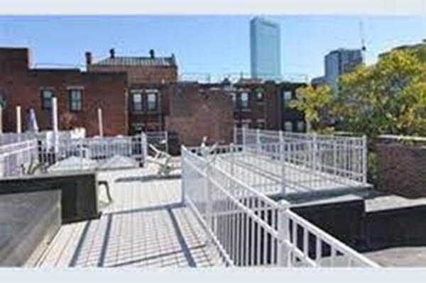 Building Photo - 280 Commonwealth Ave