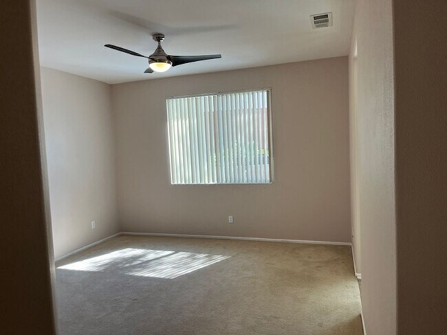 Building Photo - Single Story in French Valley 3 Bed/2 Bath