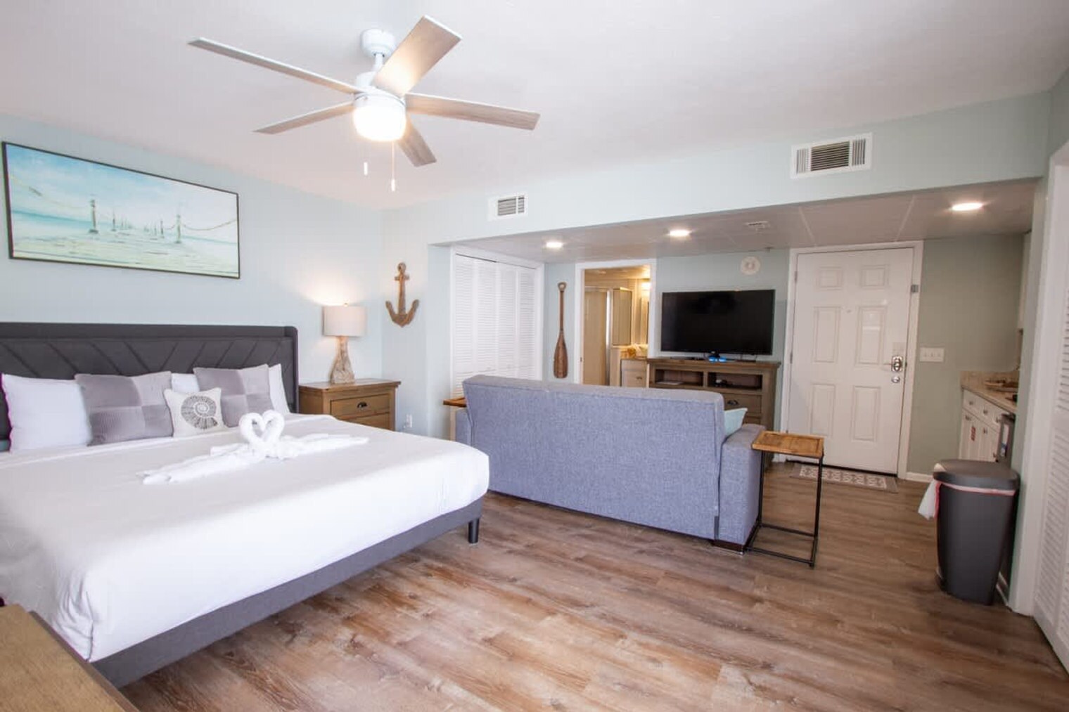 Building Photo - 10517 Front Beach Rd