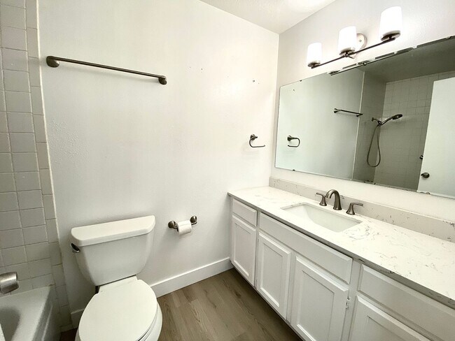 Building Photo - 3 bedroom 2 Bath 2 Car Garage Single Level Home near Micron and BSU