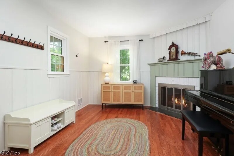 Building Photo - 924 Maurice Ave