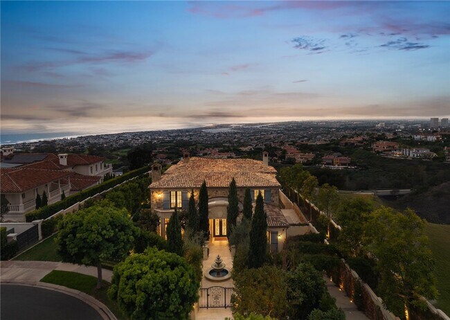 Building Photo - 9 Pelican Crest Dr