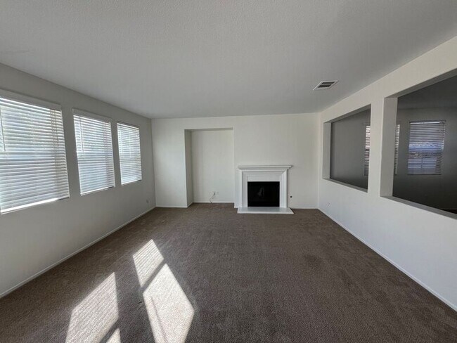 Building Photo - 11158 Picard Pl