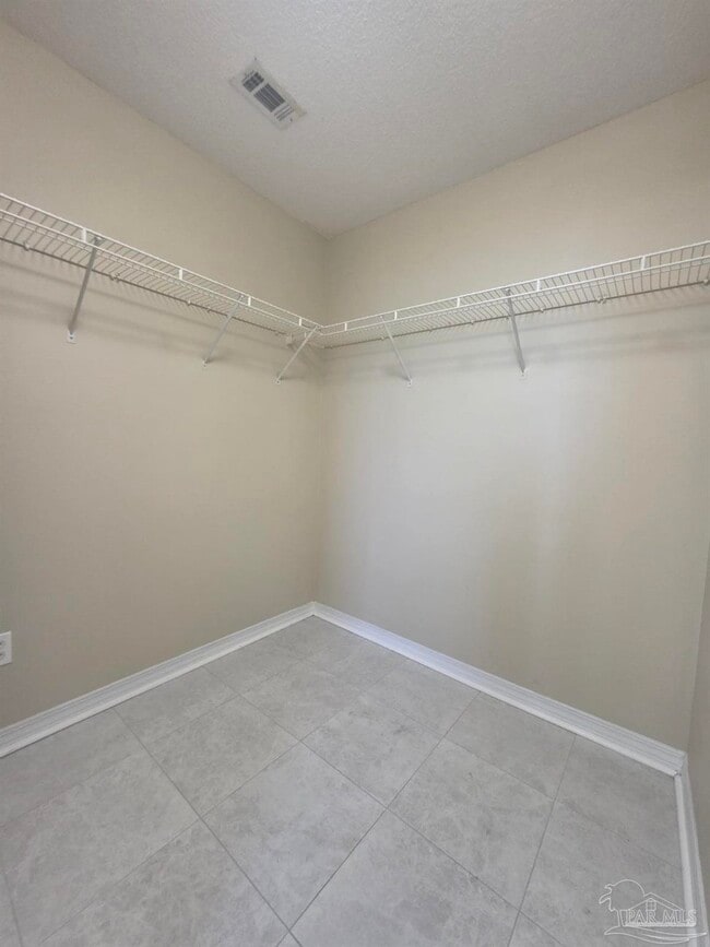 Building Photo - 5079 Cassia Dr
