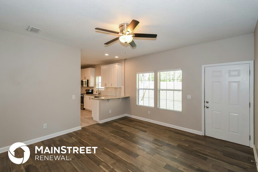 Primary Photo - 13638 Majestic Ct