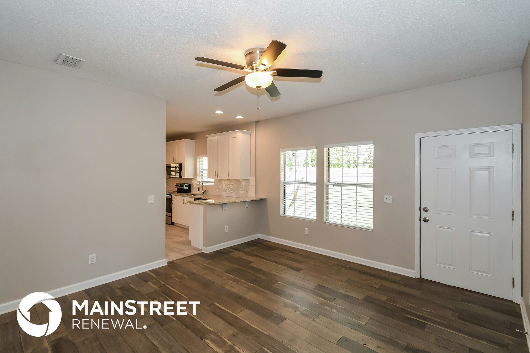 Building Photo - 13638 Majestic Ct