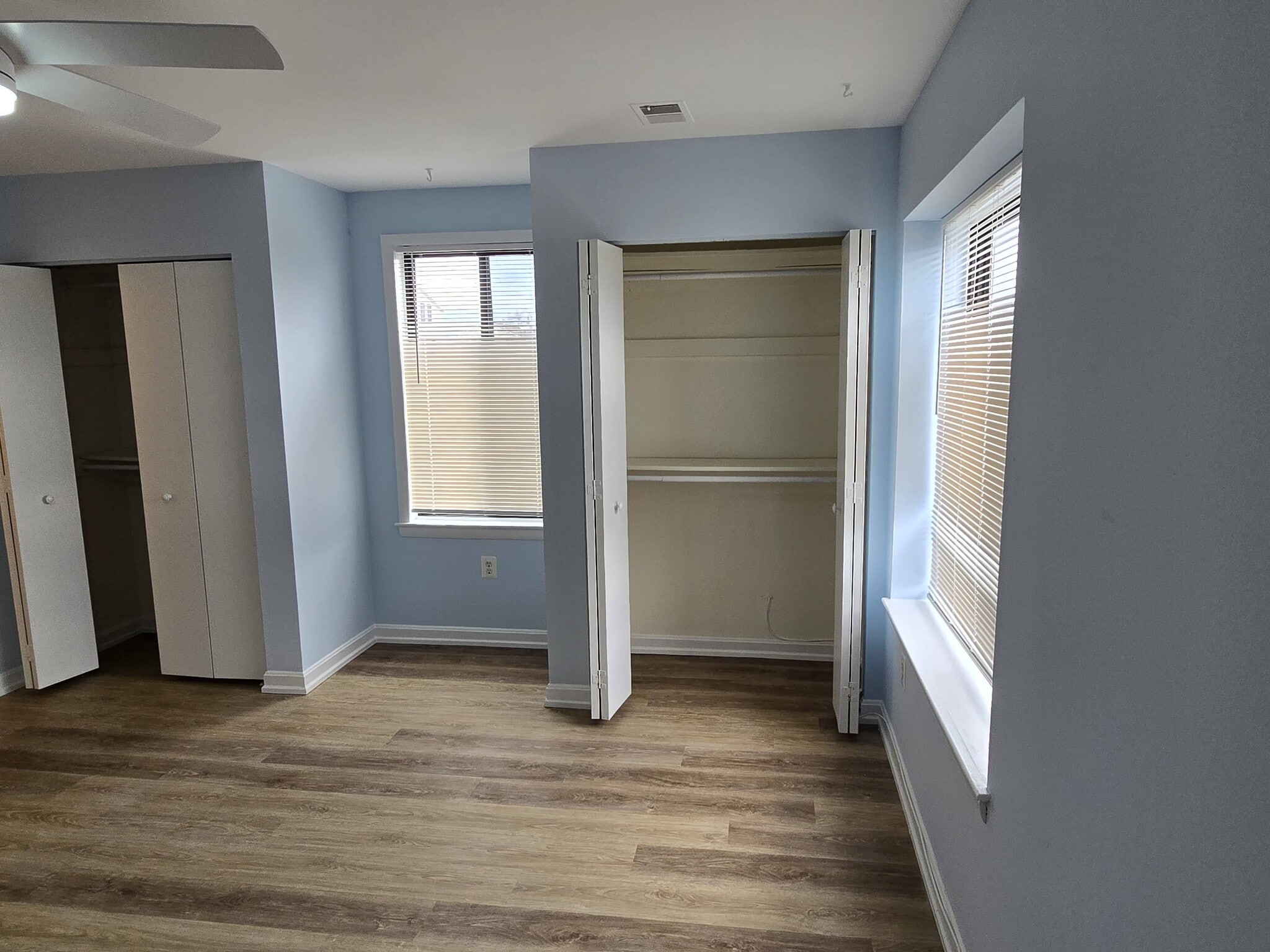 Building Photo - 2033 N Cameron St