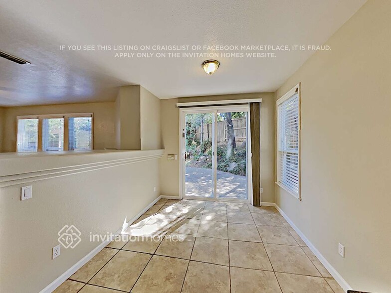 Building Photo - 4325 Lafayette Dr