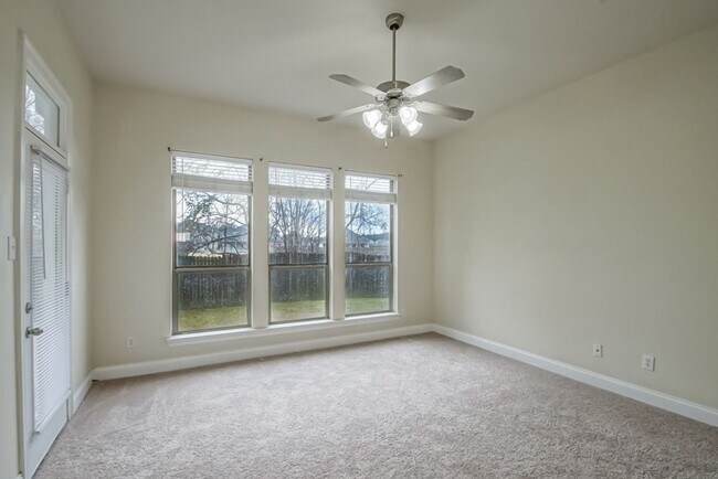Building Photo - 12600 Woodland Hill Rd