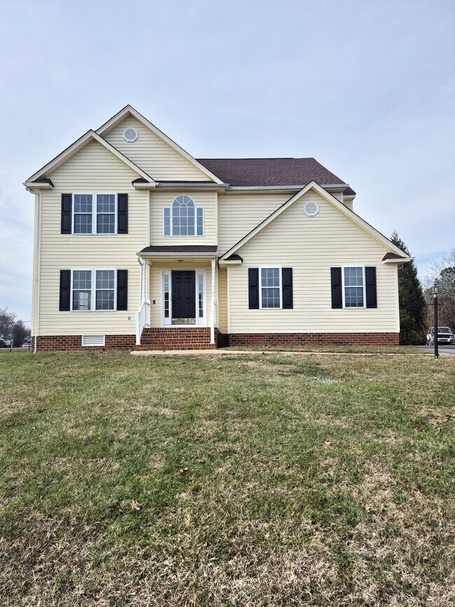 Building Photo - 7221 Oakmere Ct