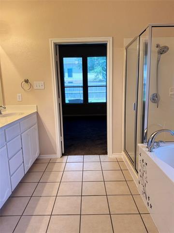 Building Photo - 8604 Thistle Ridge Terrace