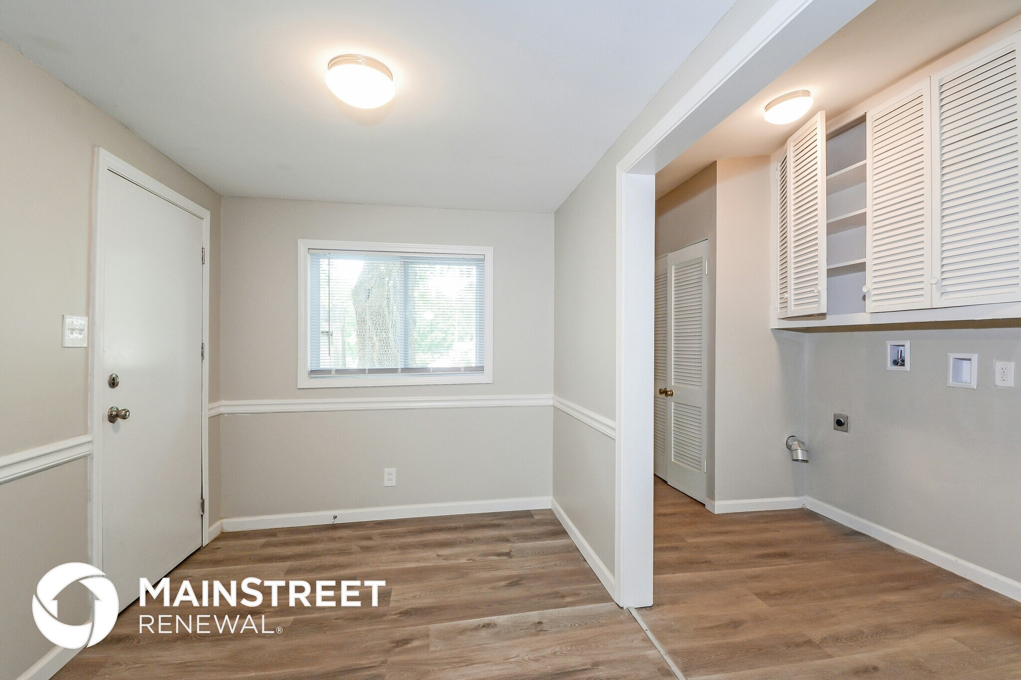 Building Photo - 2380 St Catherine St