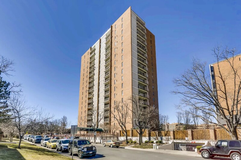 Building Photo - 955 Eudora St