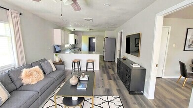 Building Photo - Charming 3-Bedroom Home in Bonham, TX