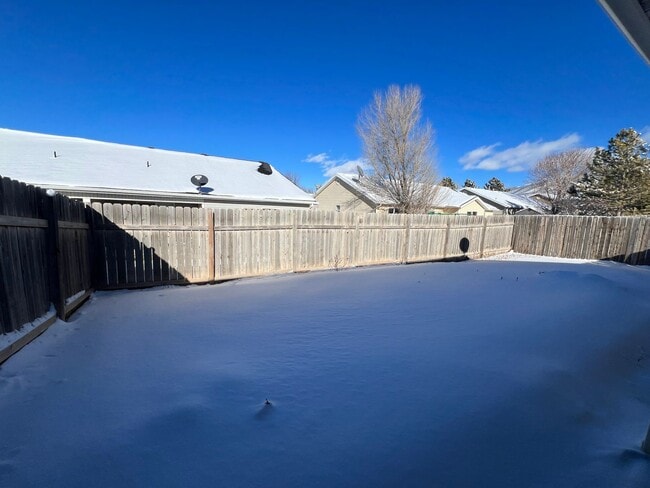 Building Photo - 3 bedroom, 2 bath in Cedar Willows