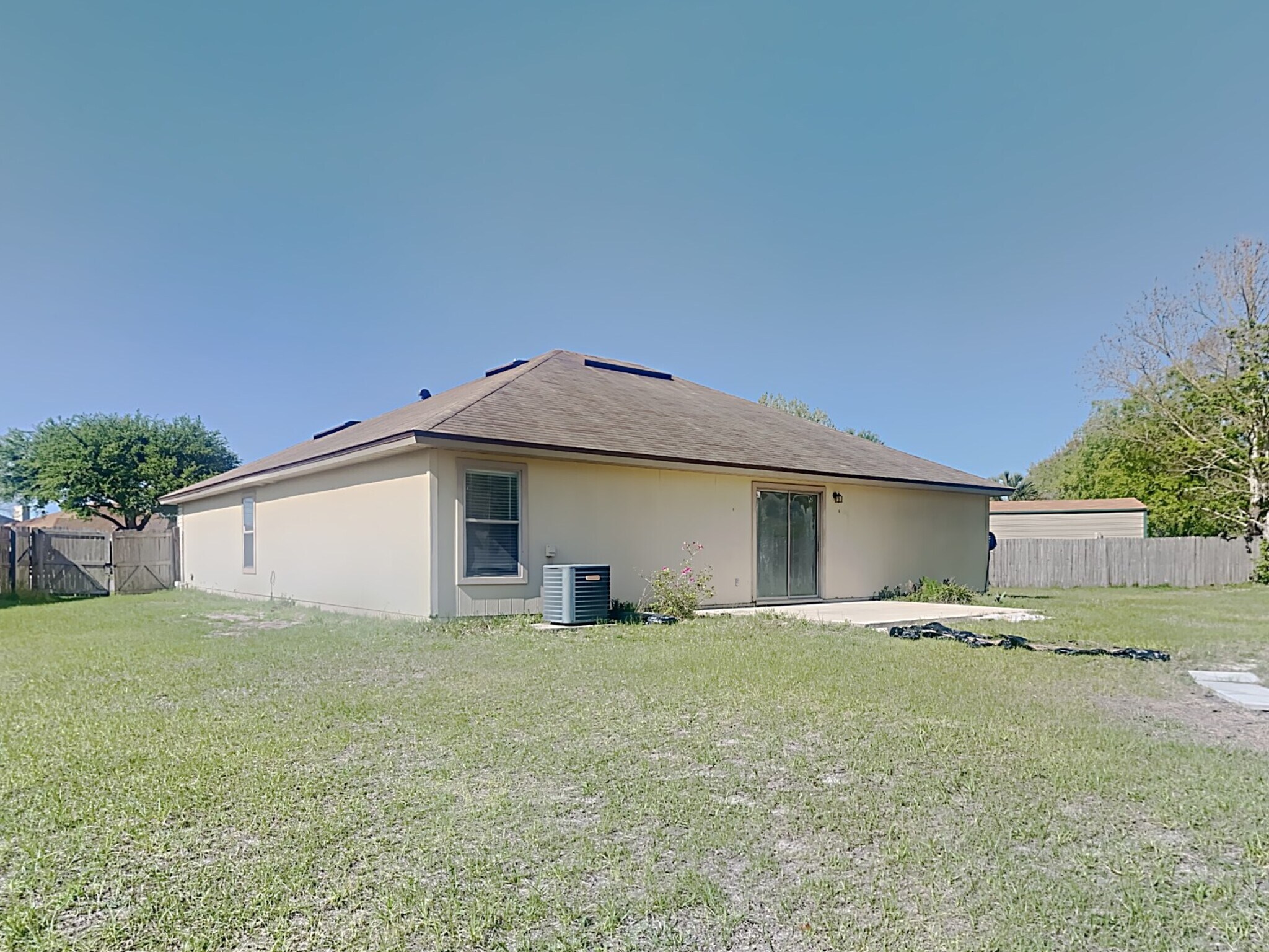 Building Photo - 624 Fallen Timbers Dr