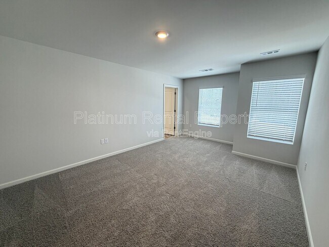 Building Photo - 42 Rustin Rdg