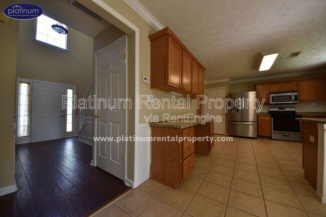 Building Photo - 1325 Holleybrooke Dr