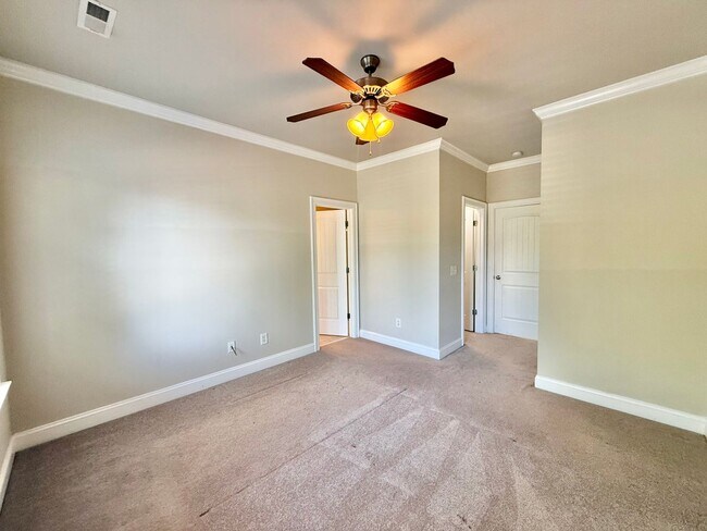 Building Photo - **OFFERING REFUNDABLE APPLICATION FEES** Modern 2BD, 2.5BA Raleigh Home Located in Brier Creek Ne...