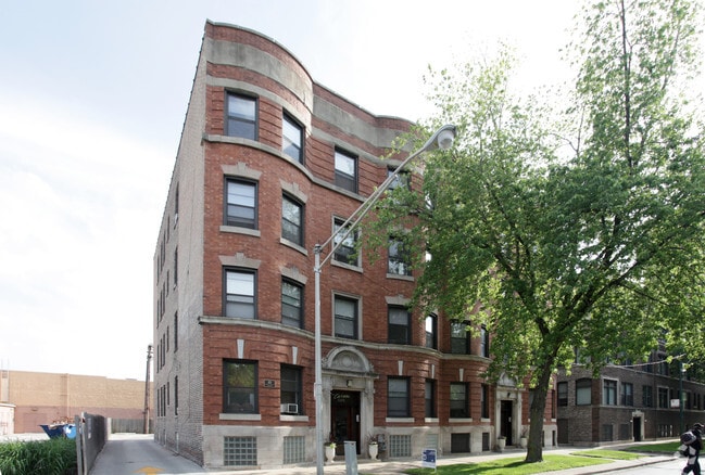 Building Photo - 1515 E. 54th Street