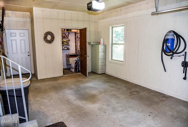 Building Photo - 2 bedroom / 1 bath Fairfield Glade Home
