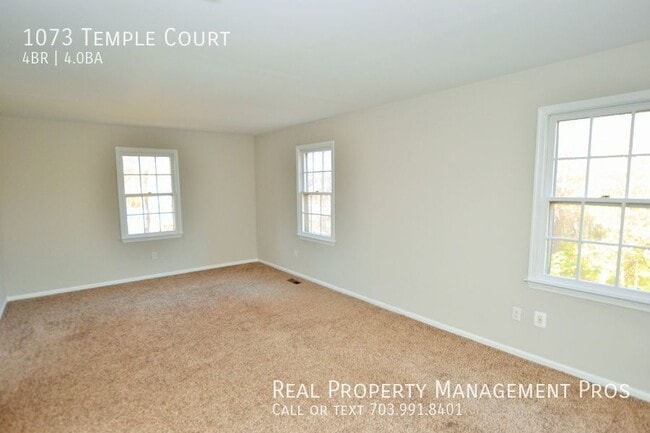 Building Photo - 1073 Temple Ct