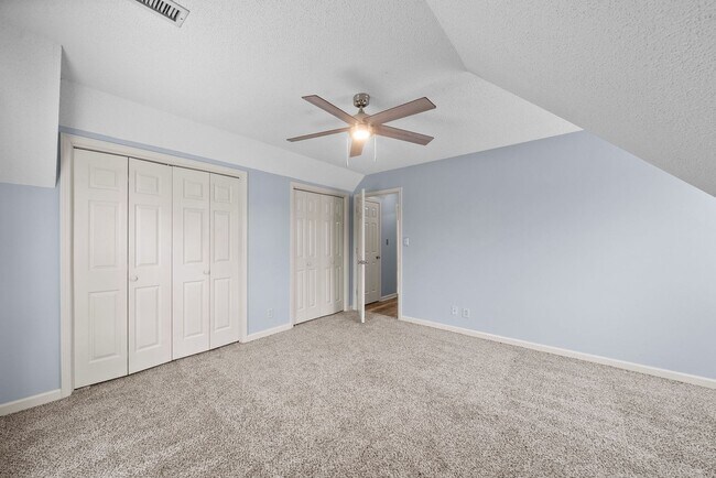Building Photo - Nice Home on Cul-Du-Sac Large Backyard clo...