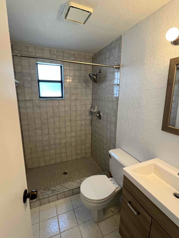 Building Photo - 4934 Amherst Ct