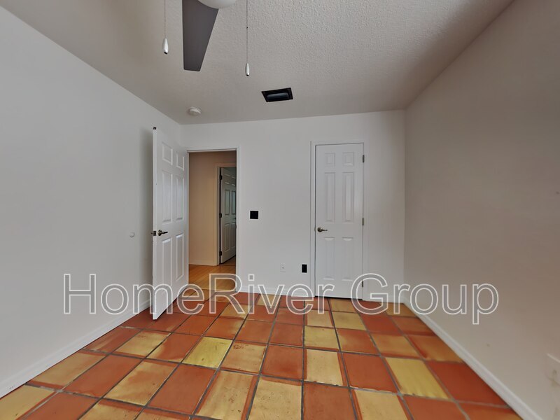 Building Photo - 679 Heather Stone Dr