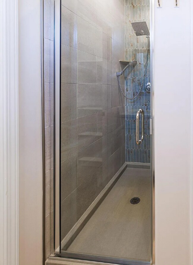 Building Photo - Don't miss out on this beautiful home!