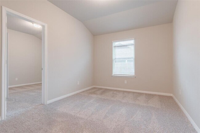 Building Photo - 1642 Settlers Glen Dr