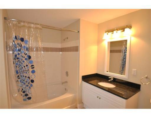 Building Photo - 12 Highpoint Cir