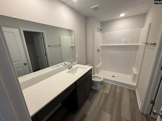 Building Photo - 127 Carr Ln