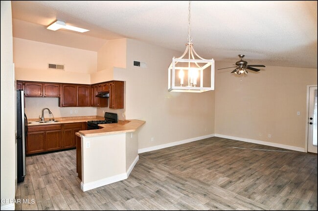 Building Photo - 3020 Tierra Mina Dr