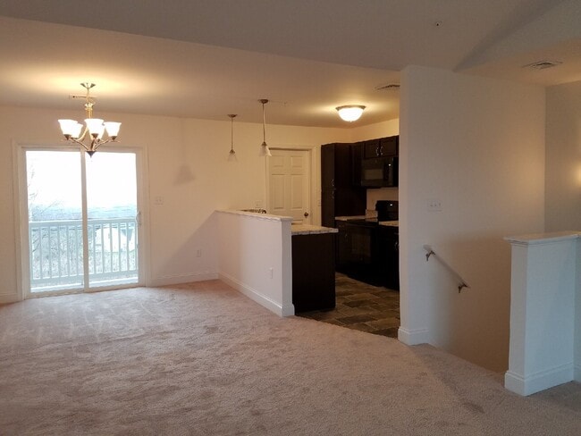 Building Photo - Hummelstown, 2 Bedroom 2 Bath Garden Home!