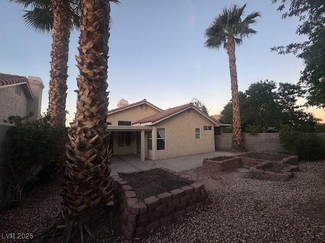 Building Photo - 2455 Avenida Sol