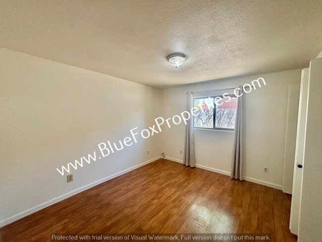 Building Photo - 2819 E 20th St